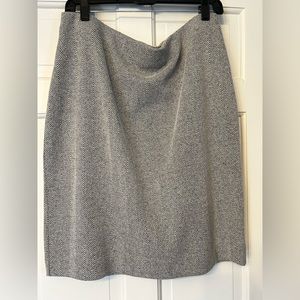 Ann Taylor Factory black/white houndstooth stretchy pencil skirt EUC sz L